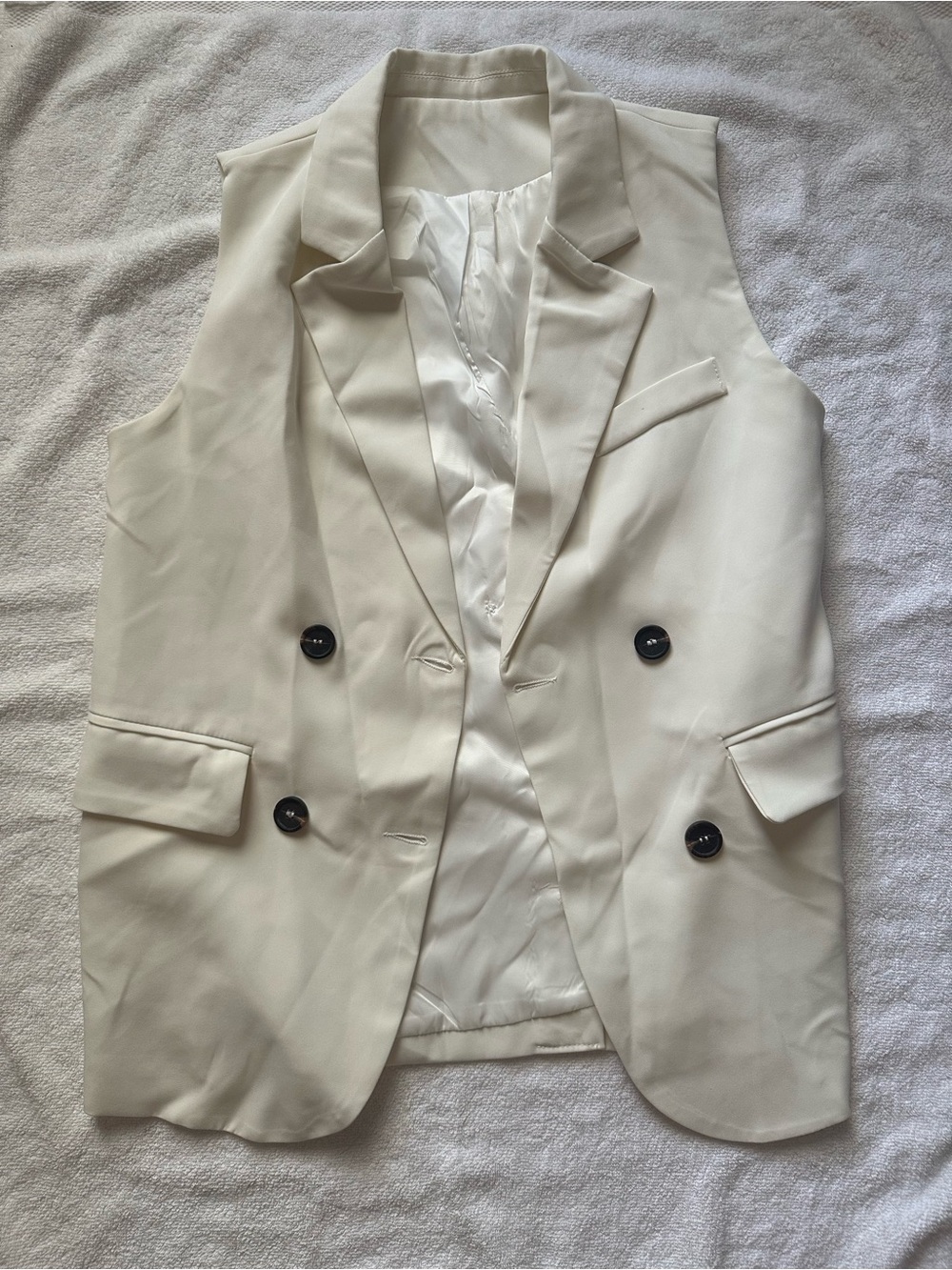 White Double-Breasted Sleeveless Blazer Vest